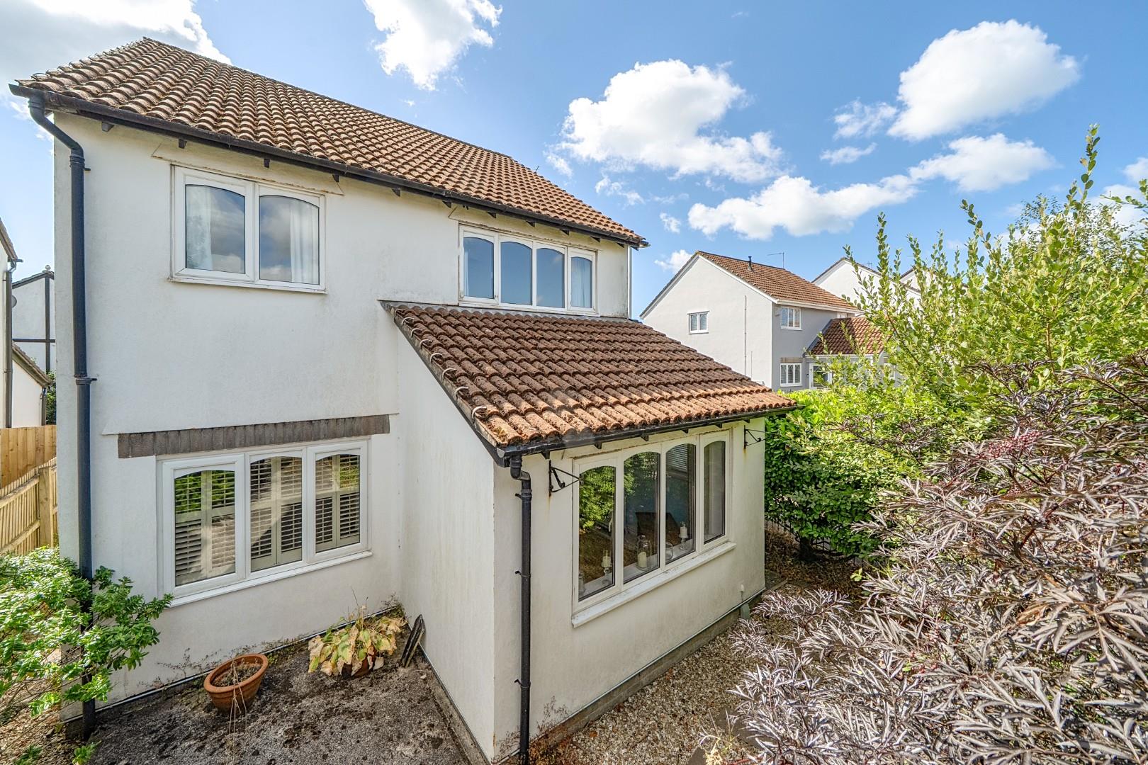 Highmead Avenue, Newton, Swansea, SA3 4TY